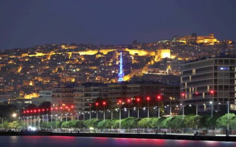 Αποψη της πόλης από τη Νέα Παραλία